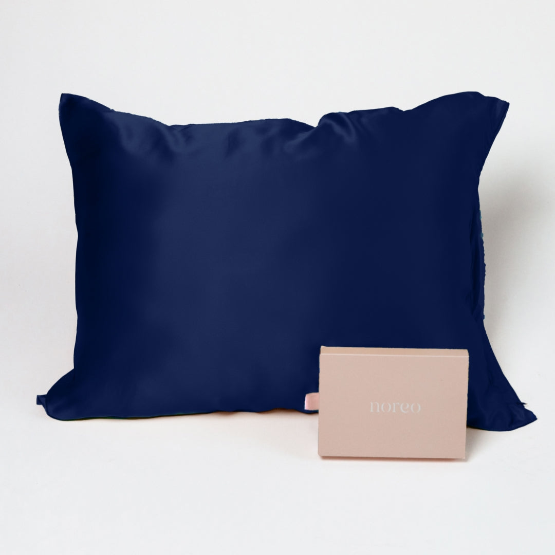 Tamsiai Mėlyna show_silk_mentioned
