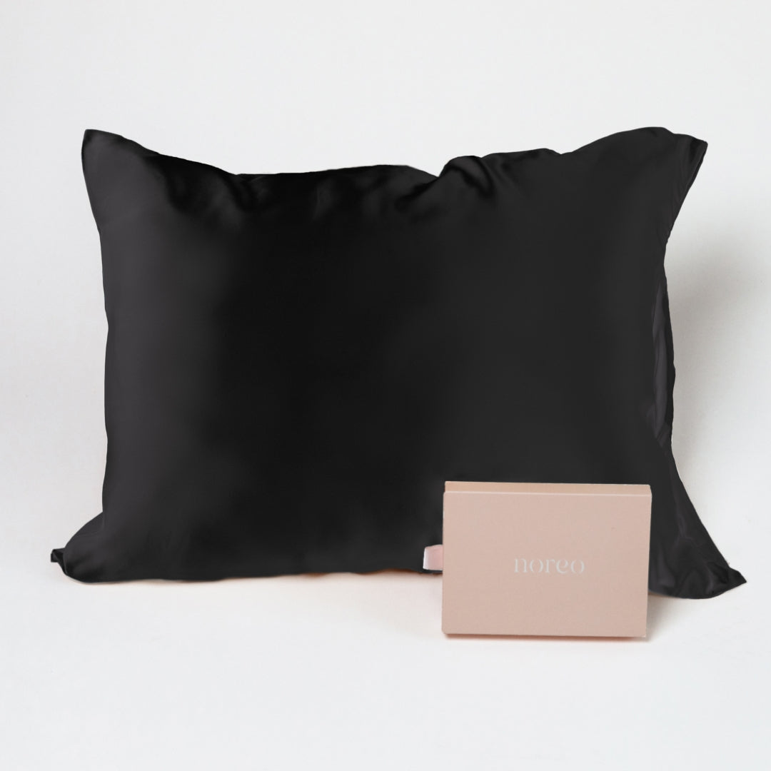 Juoda show_silk_mentioned